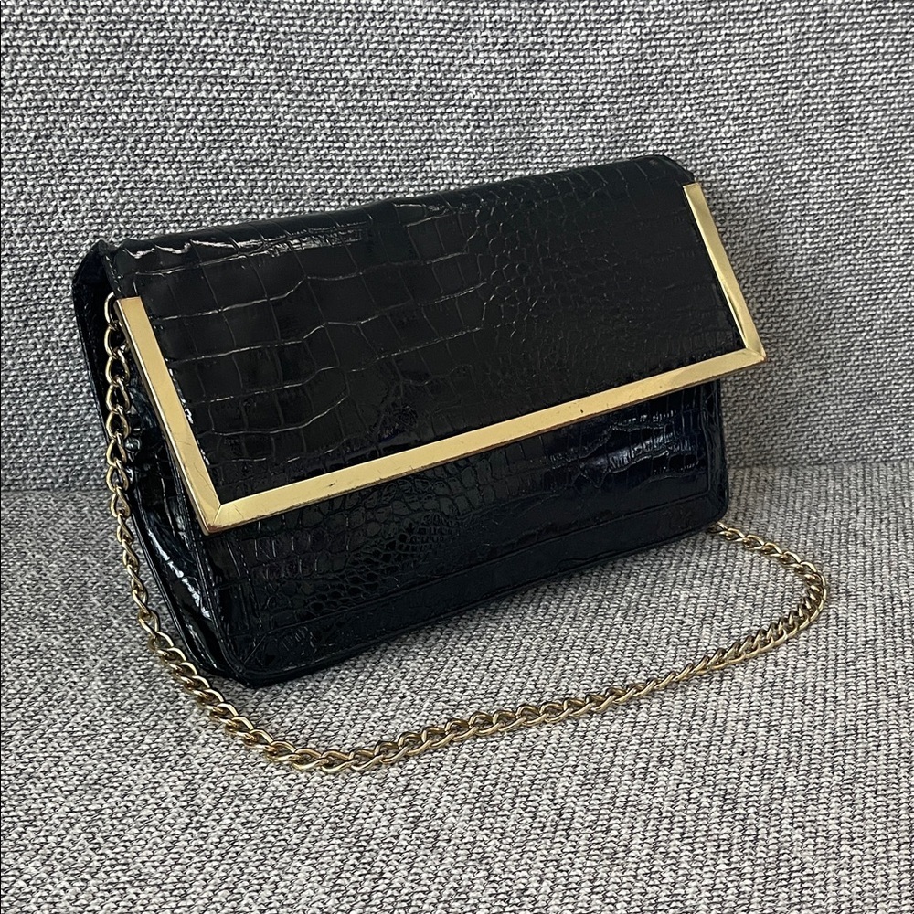 Forever 21 Black Croc-Embossed Clutch with Gold Chain